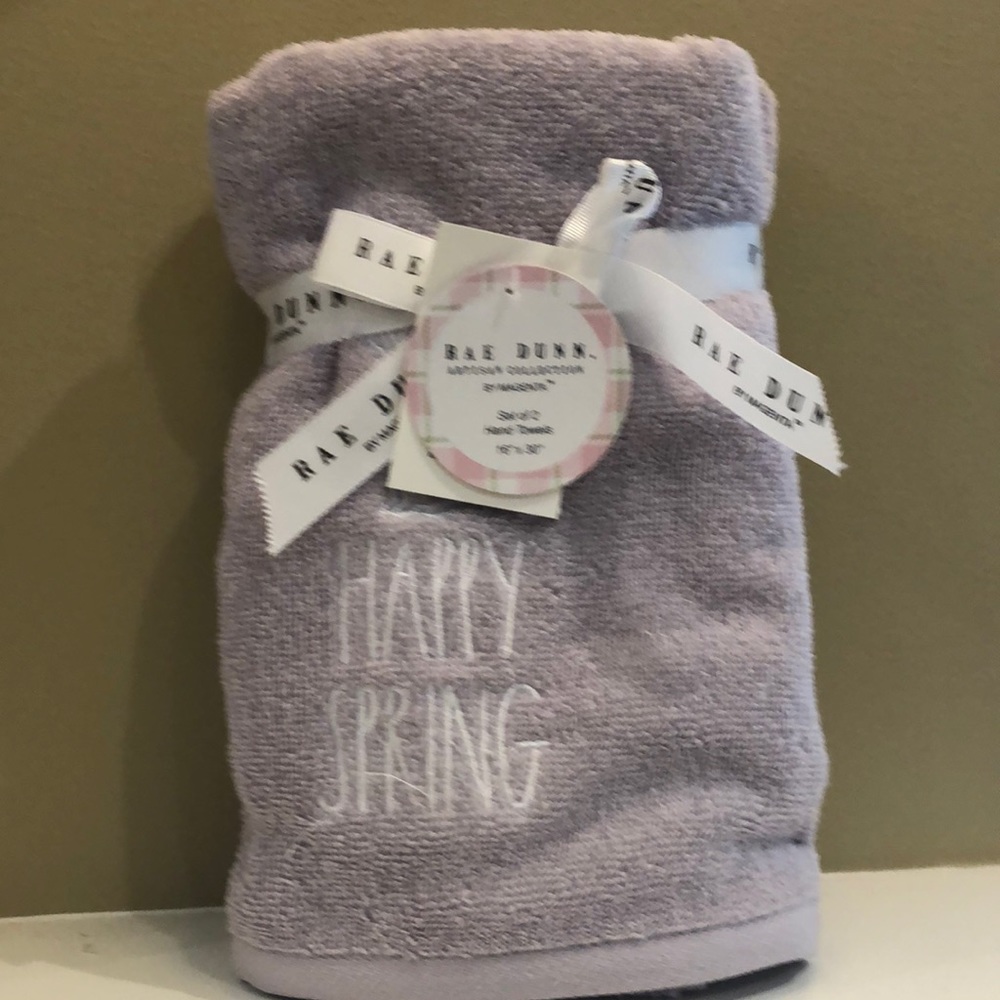 NWT Rae Dunn “Happy Spring” and bunny hand towel set of 2